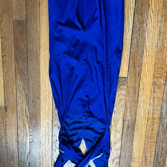 Blue Bodycon dress! Great Condition, worn once! Size: S crisscross straps - Picture 3 of 7